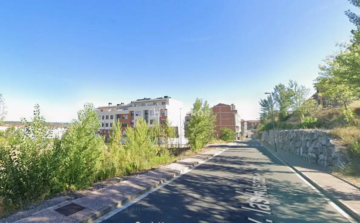 Vista exterior de Piso en venta en Albelda de Iregua con Calefacción, Parquet y Terraza