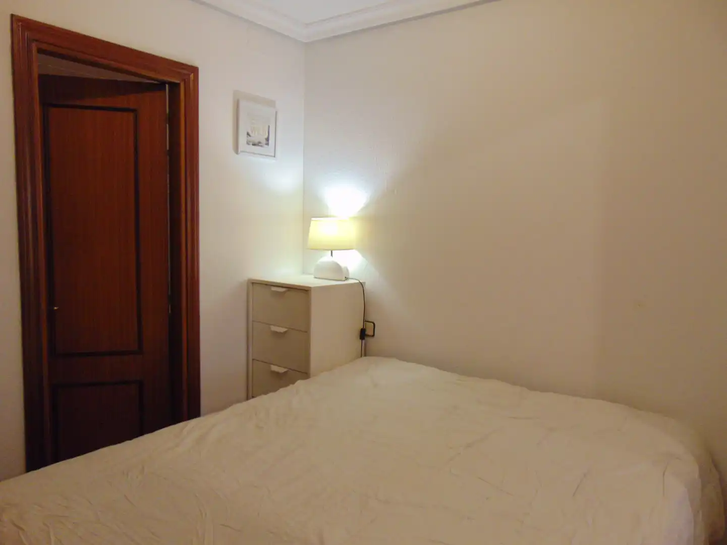 Dormitori de Apartament en venda en Madrid amb Aire condicionat, Moblat i Balcó