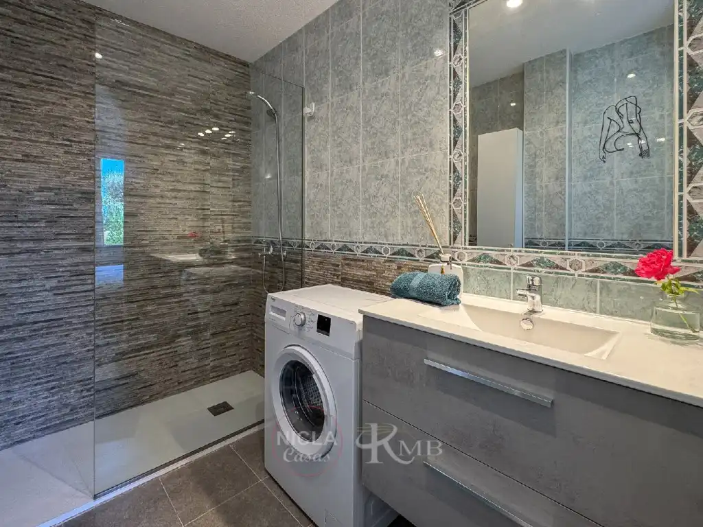 Baño de Apartamento en venta en Vera con Aire acondicionado, Jardín privado y Terraza