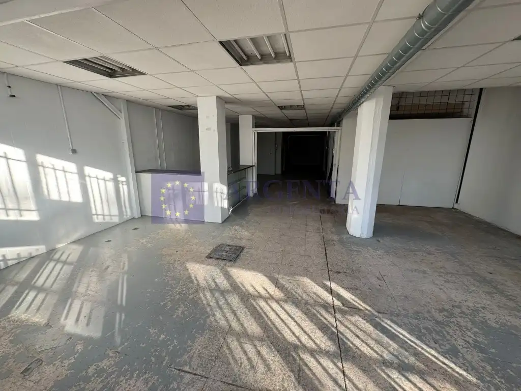 Locale commerciale in affitto a Avenida Hernan Cortes, imagen 10