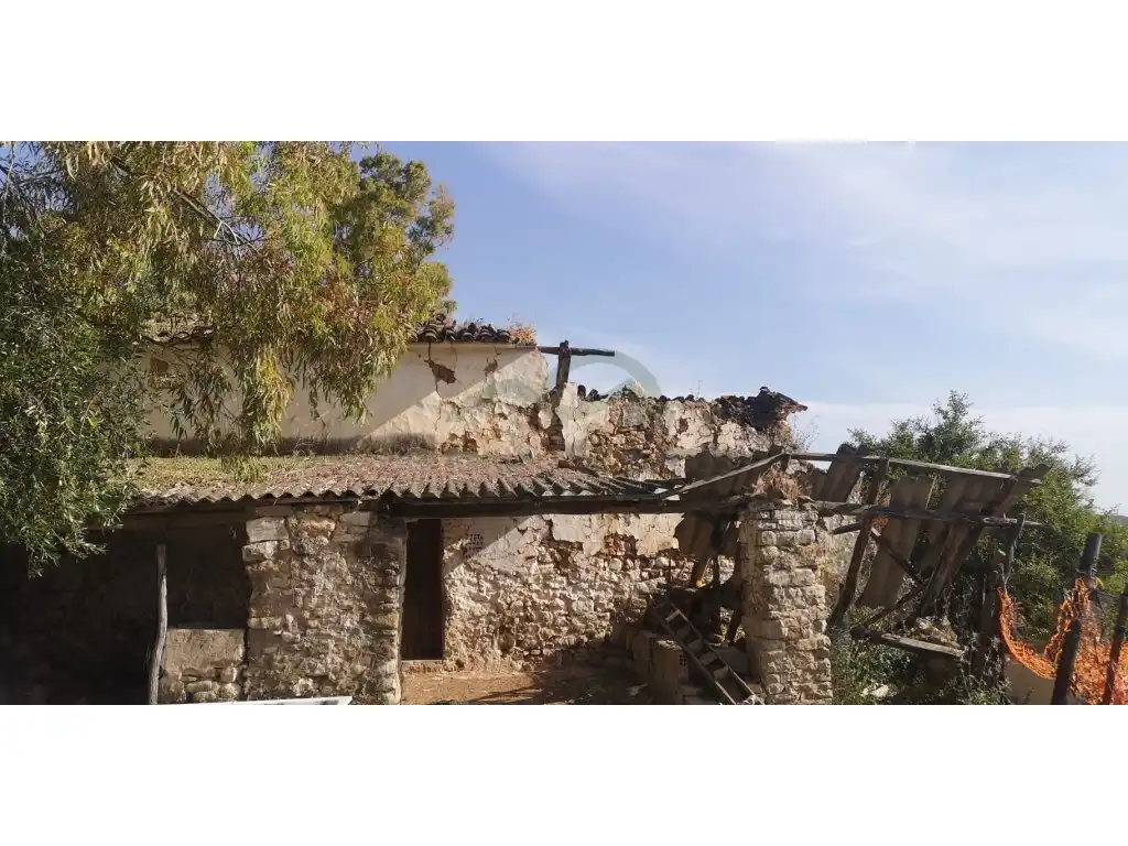 Vista exterior de Casa o chalet en venta en Benadalid