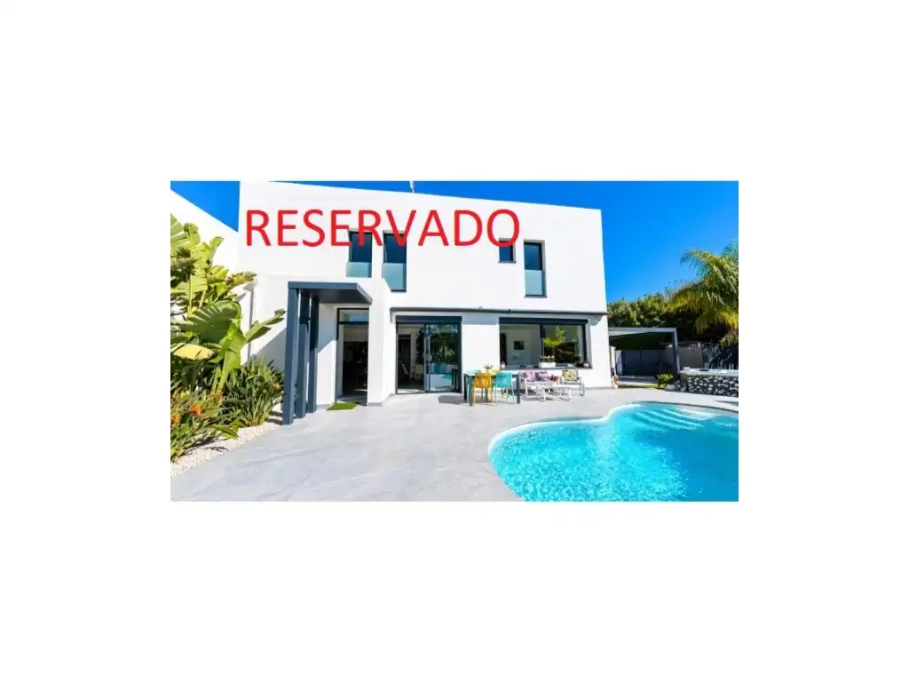 Casa in vendita a Carrer Carmençó