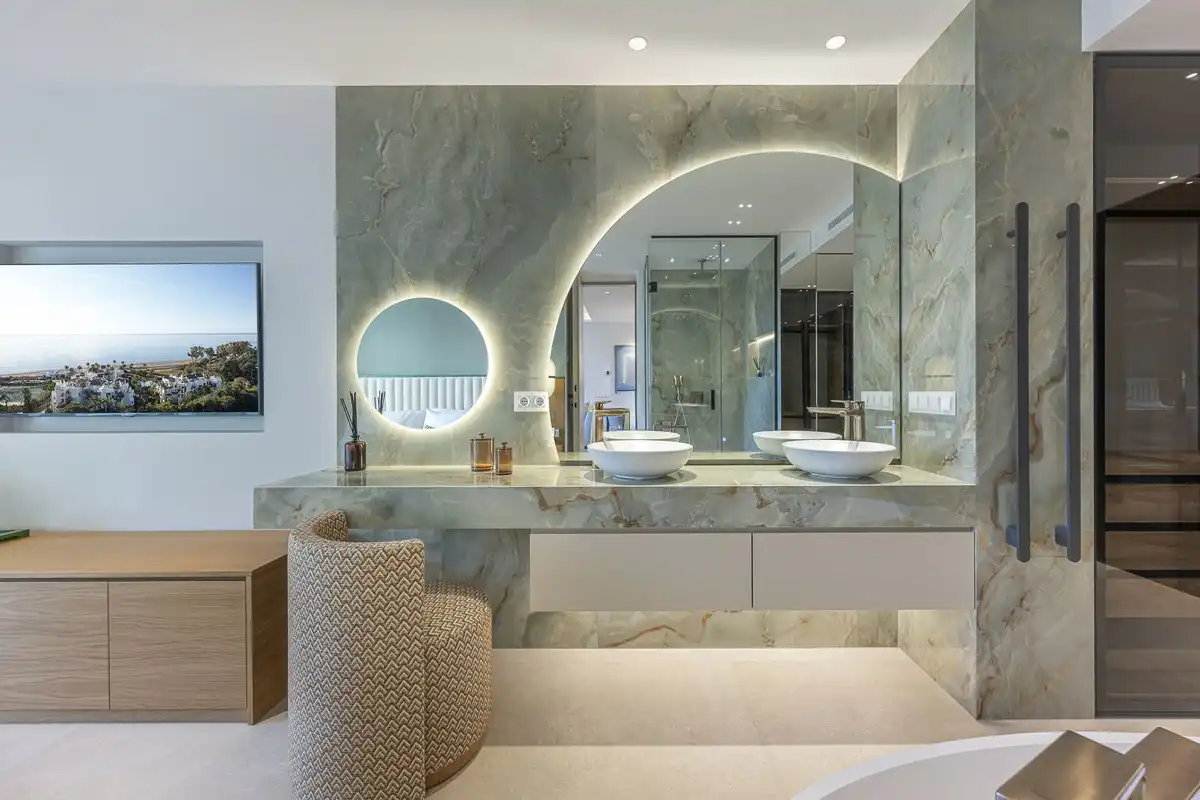 Apartamento con piscina en venta en Selwo, imagen 11