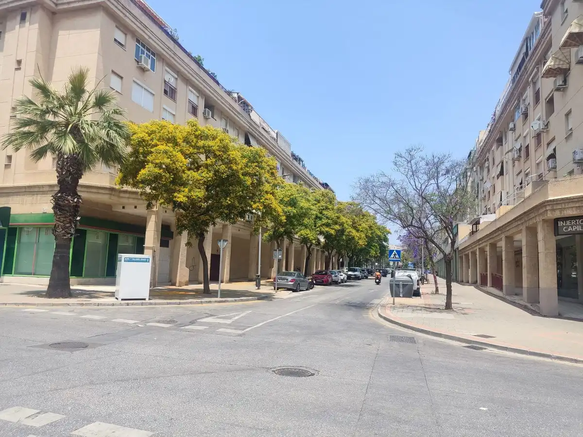 Vista exterior de Local de lloguer en Málaga