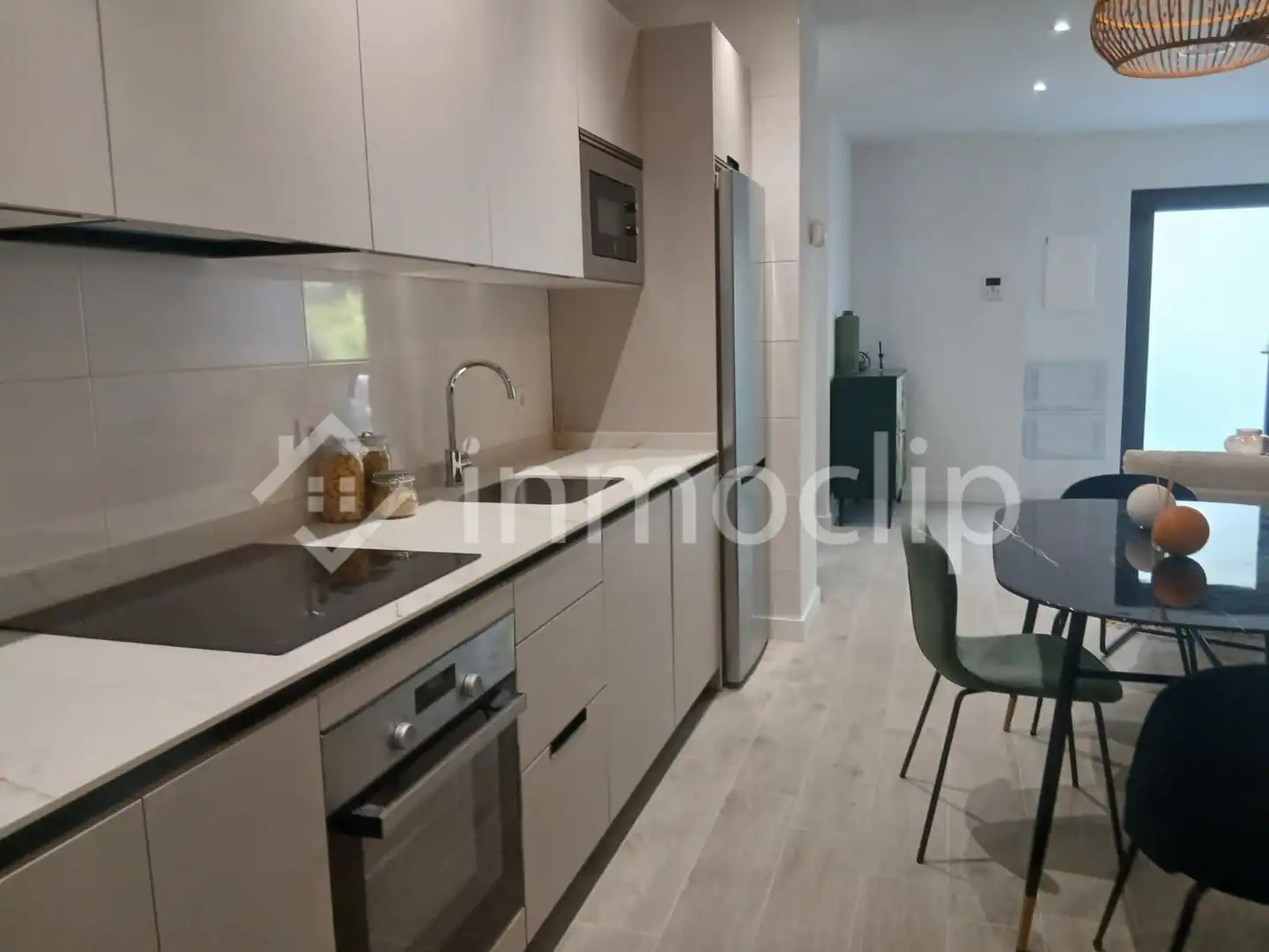 Cuina de Apartament en venda en Salamanca amb Aire condicionat i Calefacció