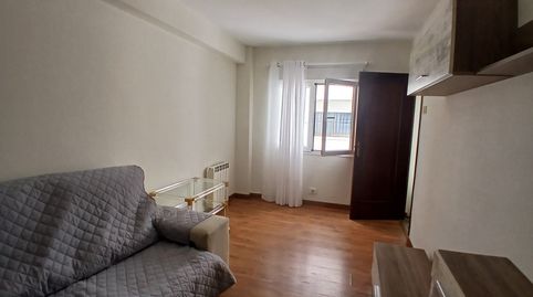 Foto 4 de Piso de alquiler en Gijón - Cl Aviles, 23, Laviada, Gijón