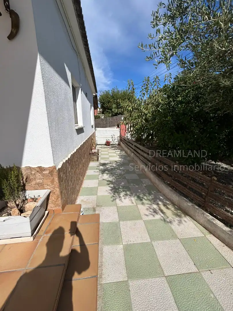 Außenansicht von Haus oder Chalet zum Verkauf in Piera mit Terrasse und Schwimmbad