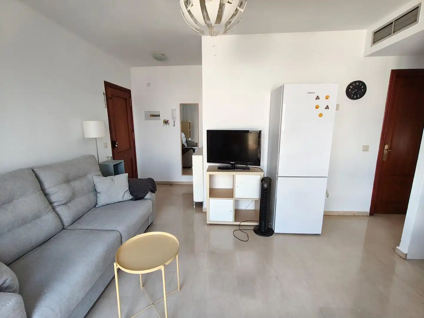 Living room of Attic for rent in Sevilla  with Air Conditioner and Furnished