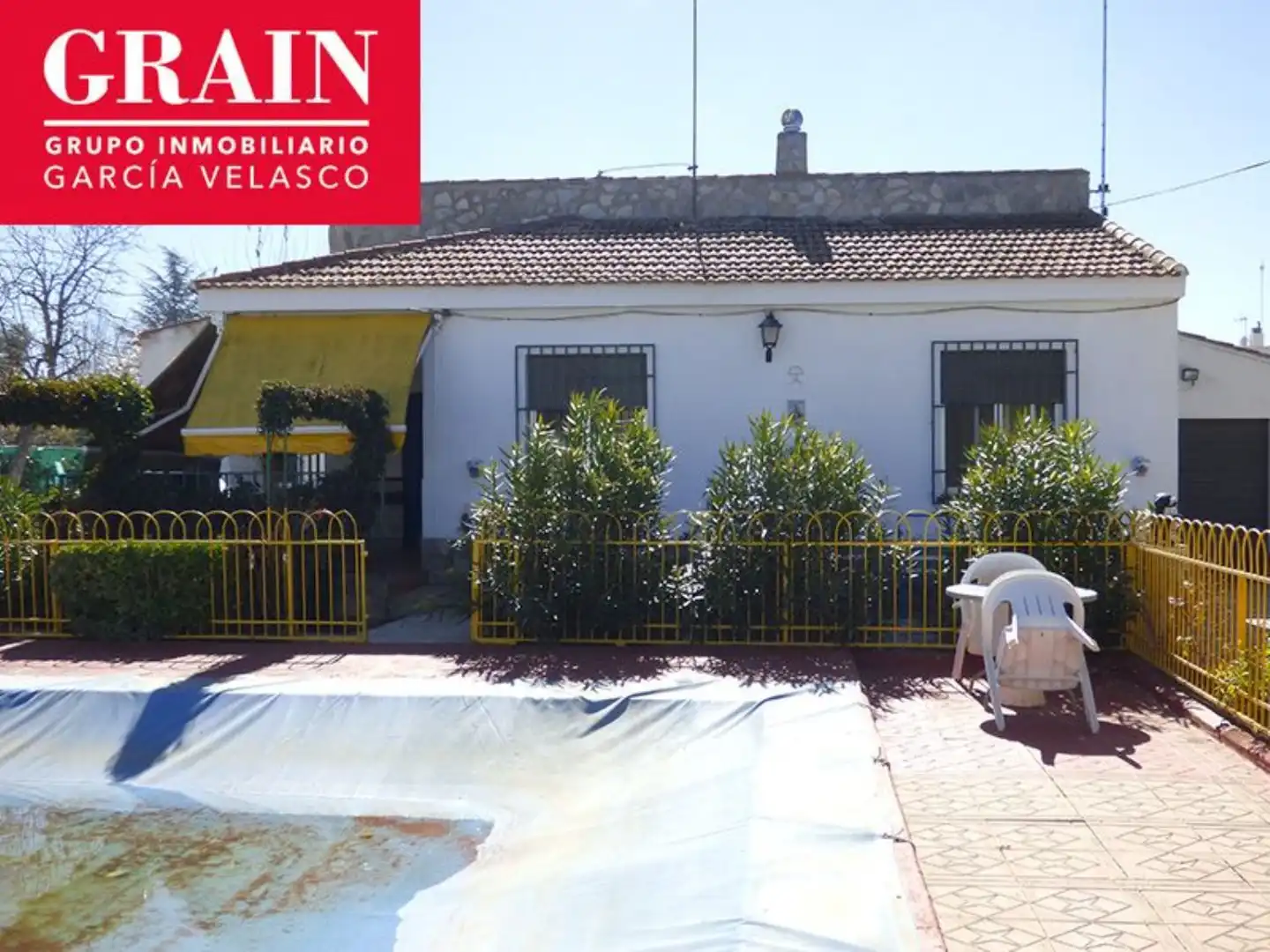 Vista exterior de Casa o chalet en venta en Albacete con Calefacción, Jardín privado y Piscina