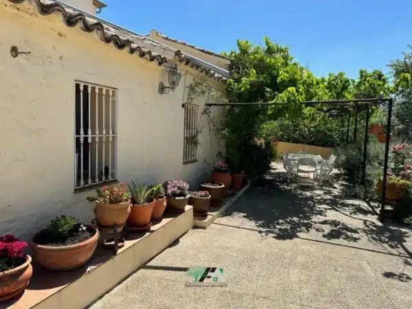 Casa rústica amb piscina en venda a Baeza, imagen 8