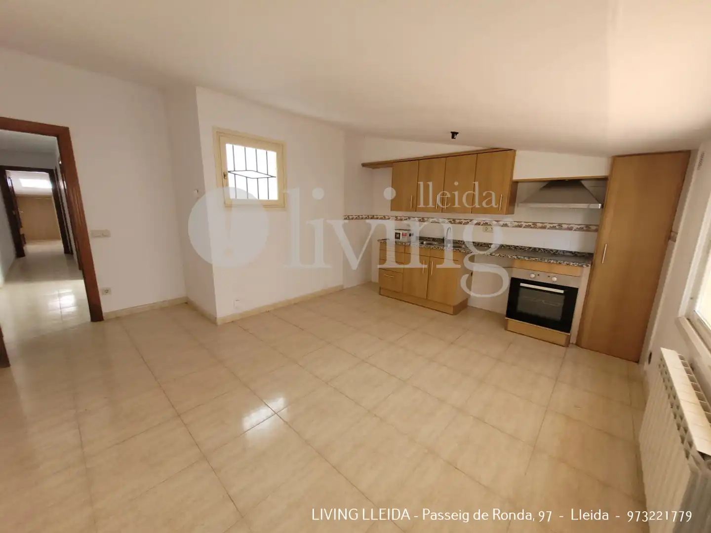 Cuina de Dúplex en venda en Tàrrega amb Calefacció, Terrassa i Forn