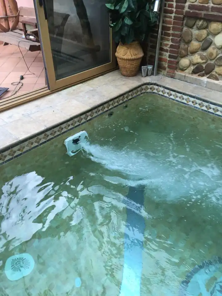 Piscina de Casa adosada en venda en San Andrés del Rabanedo amb Aire condicionat, Calefacció i Jardí privat