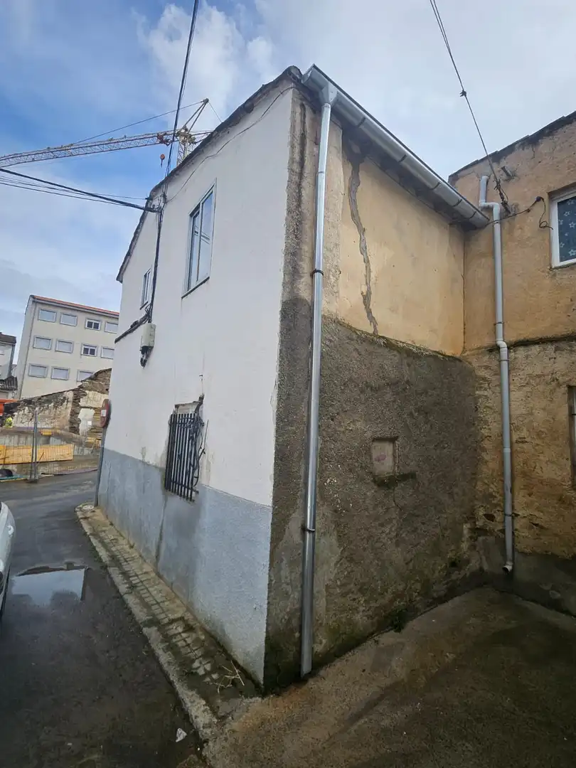 Außenansicht von Gebäude zum Verkauf in Guijuelo
