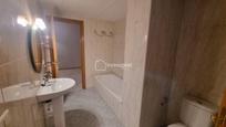 Bathroom of Flat for sale in Girona Capital