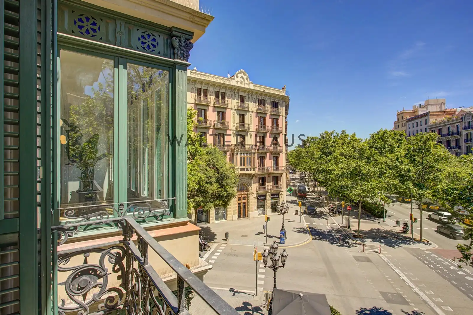 Vista exterior de Piso en venta en Barcelona con Aire acondicionado, Amueblado y Horno