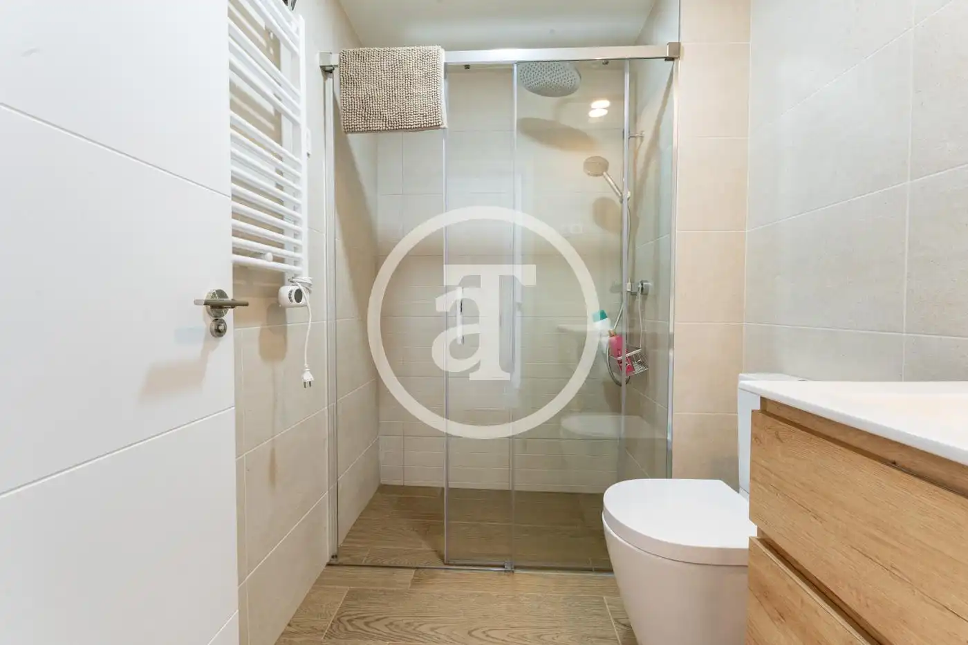 Flat for rent in Calle de San Aquilino, Almenara -Ventilla