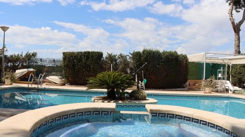 Chalet Independiente con piscina en Elche