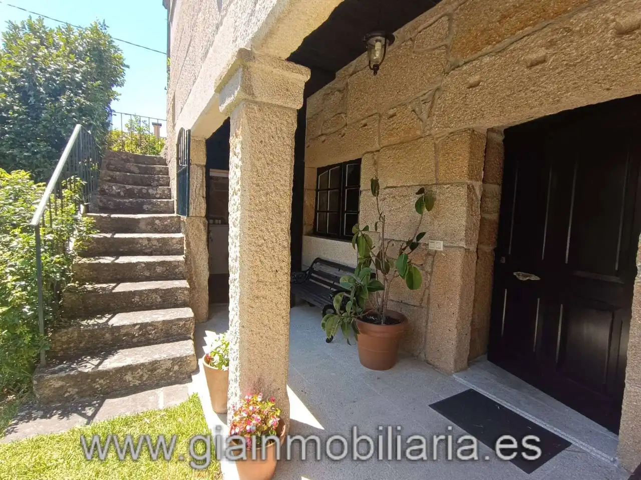 Casa o chalet en venta en Mondariz con Calefacción, Jardín privado y Terraza