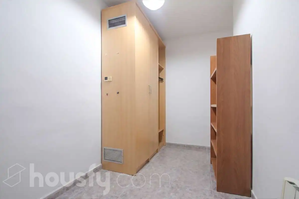 Dormitori de Pis en venda en Abrera amb Aire condicionat i Balcó