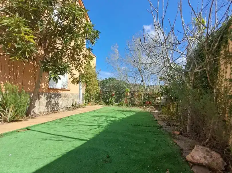 Jardí de Casa adosada en venda en Vidreres amb Piscina i Balcó