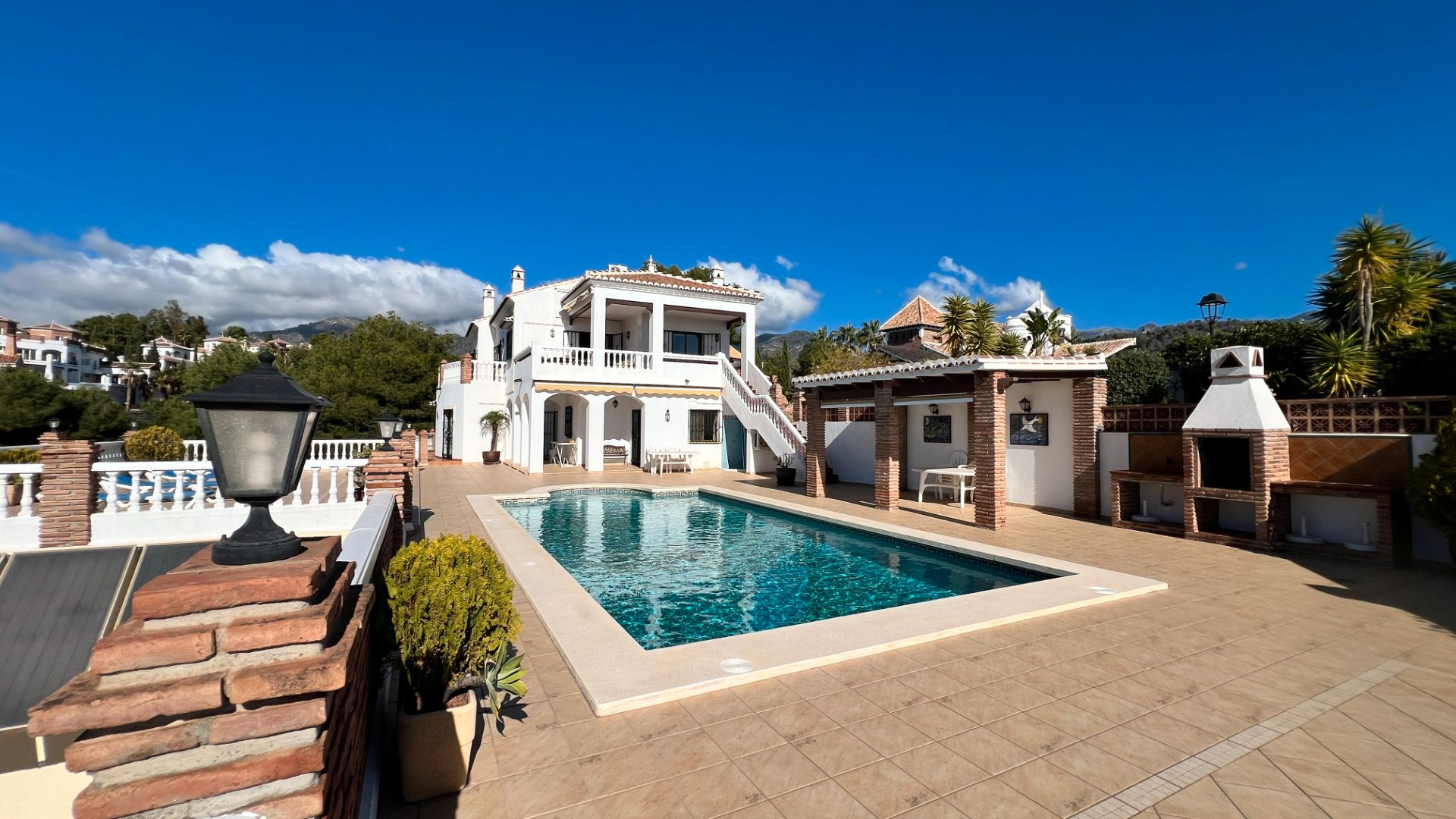 Exterior view of House or chalet for sale in Frigiliana  with Air Conditioner, Private garden and Terrace