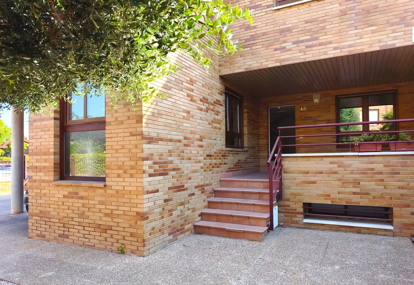 Vista exterior de Casa o chalet en venta en Zaragoza con Aire acondicionado, Jardín privado y Parquet