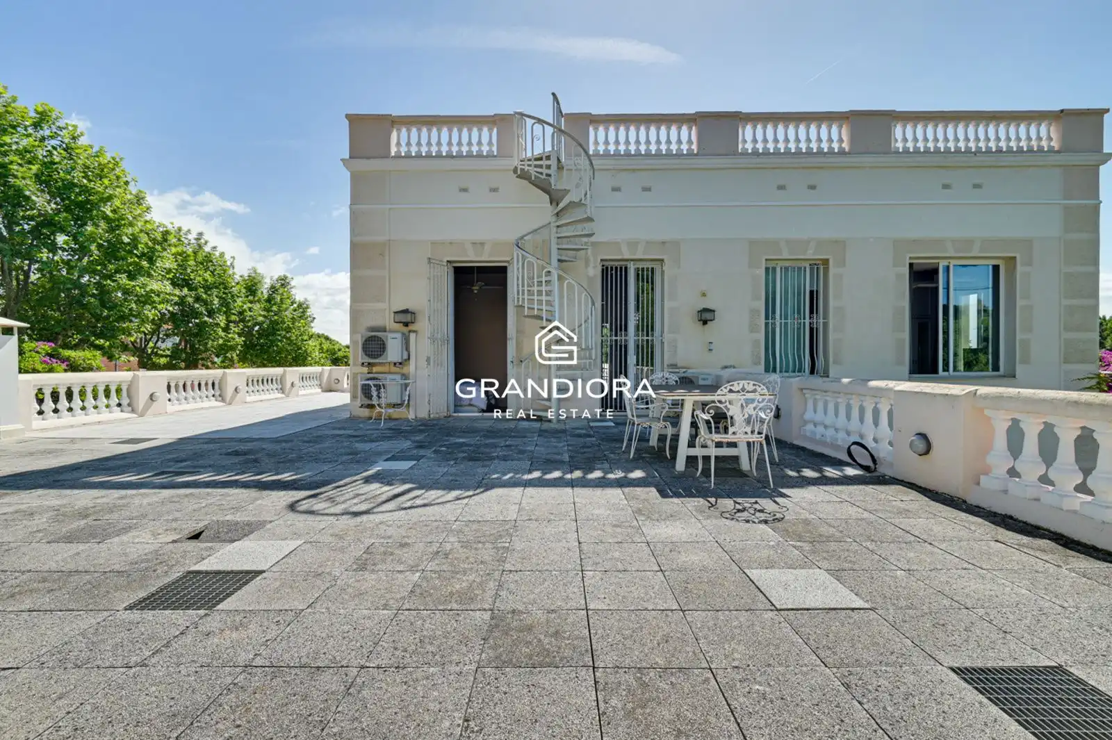 Terrace of Houses for sale in El Masnou  with Air Conditioner, Terrace and Swimming Pool