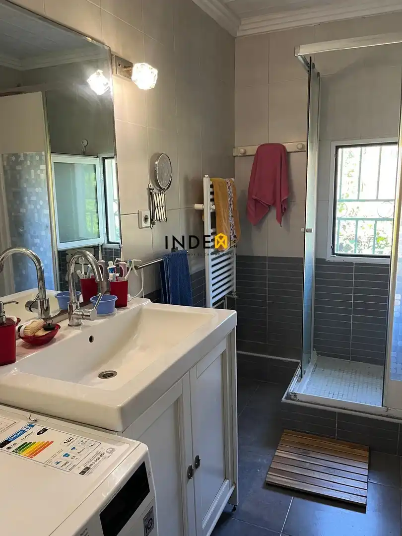 Bany de Casa o xalet en venda en Cubelles amb Calefacció, Jardí privat i Terrassa