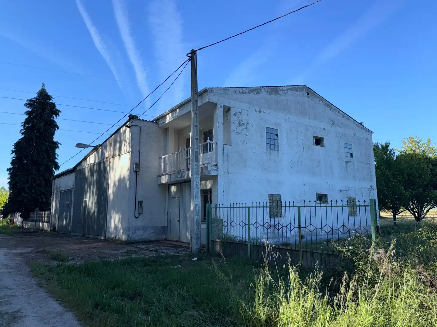 Exterior view of Houses for sale in Ponferrada