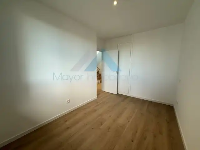 Casa adosada de lloguer en Madrid amb Aire condicionat, Calefacció i Parquet