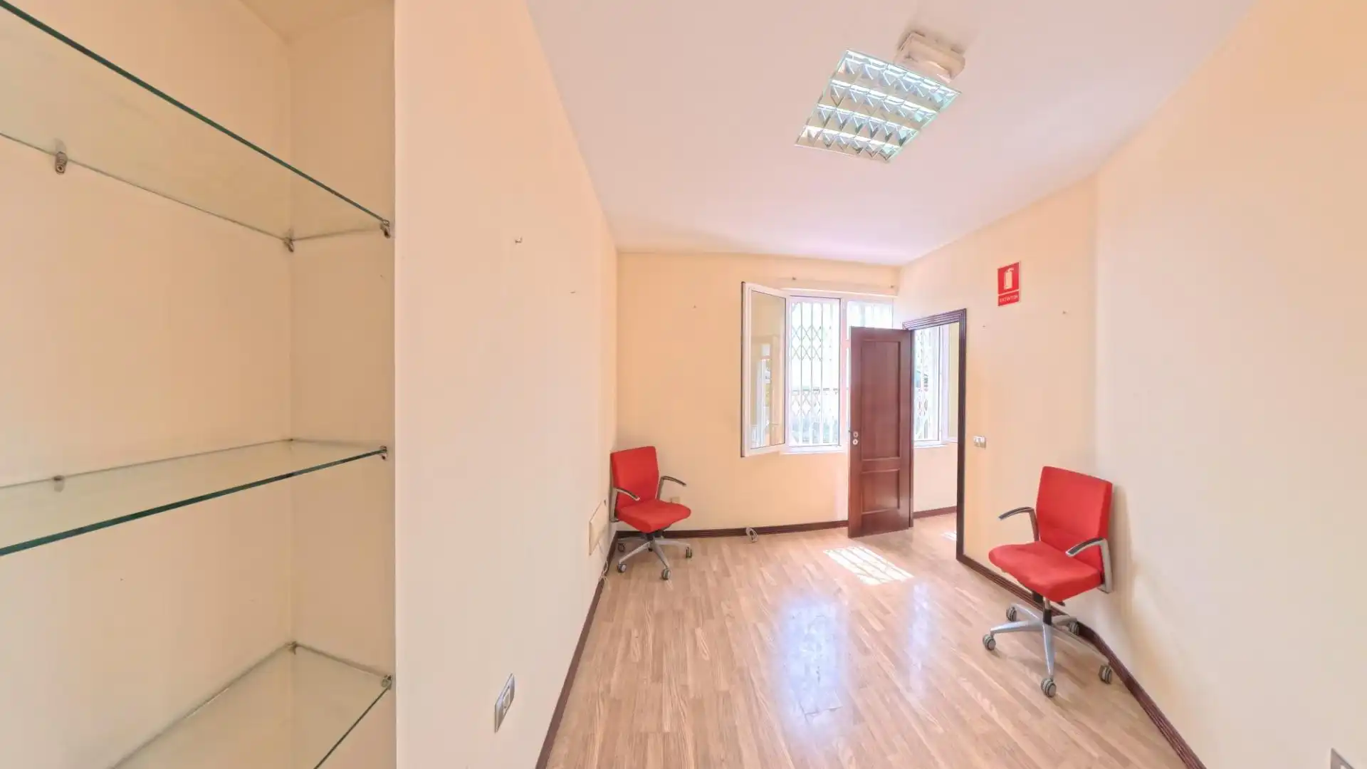 Business premises to rent in Calle BENEHARO, imagen 27