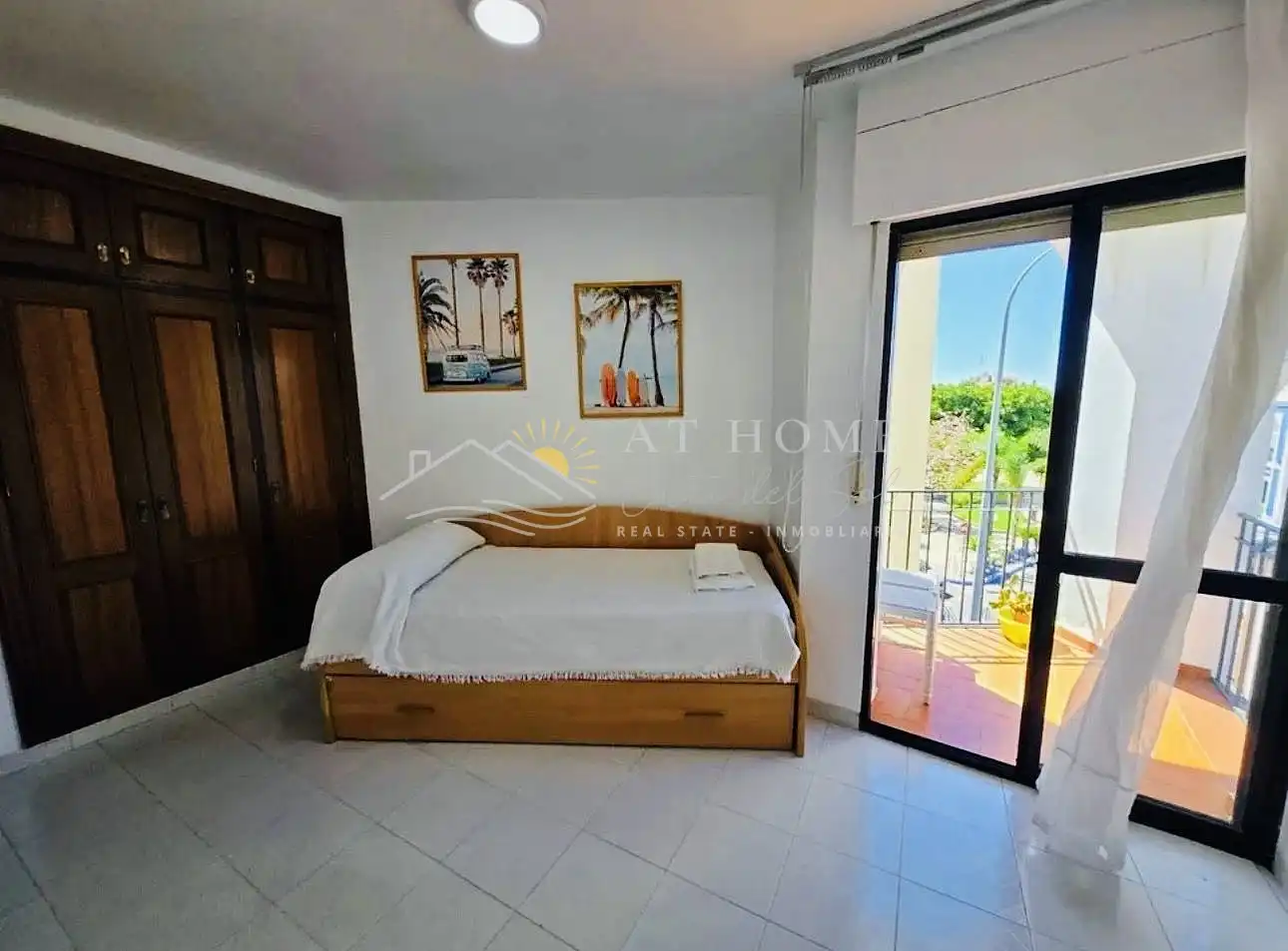 Habitación de Apartamento en venta en Nerja con Terraza y Horno