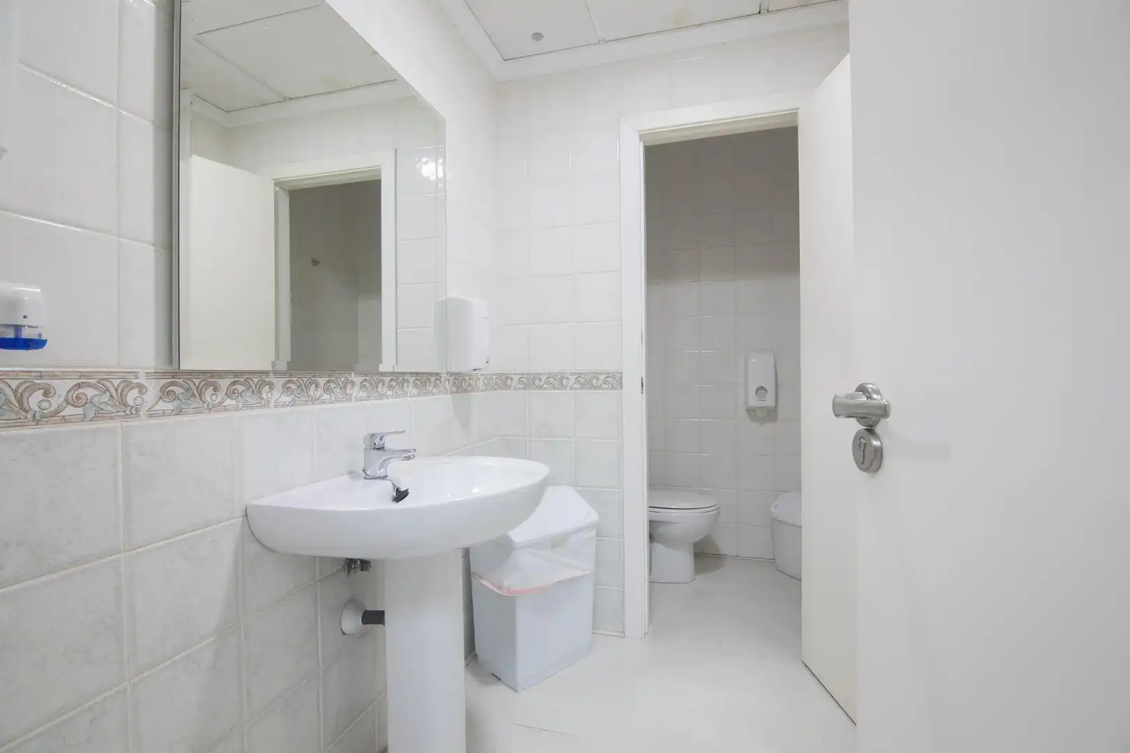 Office space with lift for sale in Avenida de Alicante, imagen 25