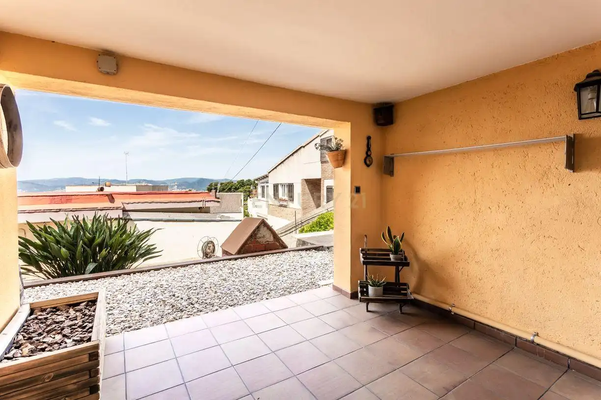 Houses for sale in Carrer Dos de Maig, Sant Just Desvern, Spain, -1, La Miranda - Can Candeler