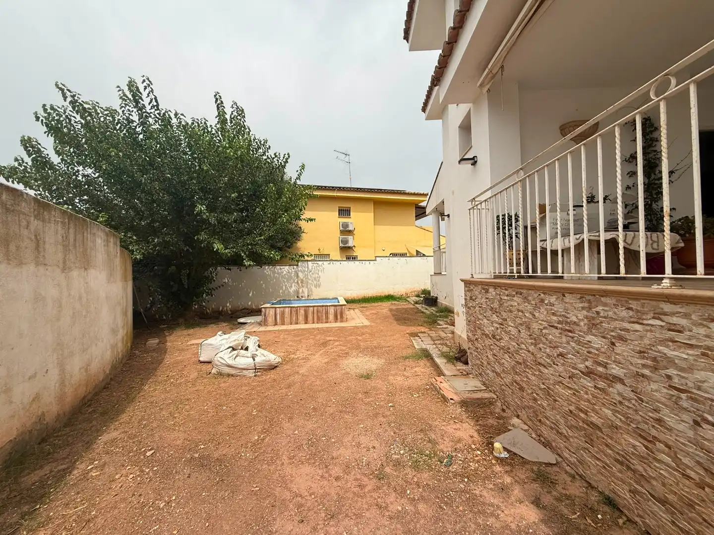 Casa o xalet en venda en La Pobla de Vallbona amb Aire condicionat, Calefacció i Jardí privat
