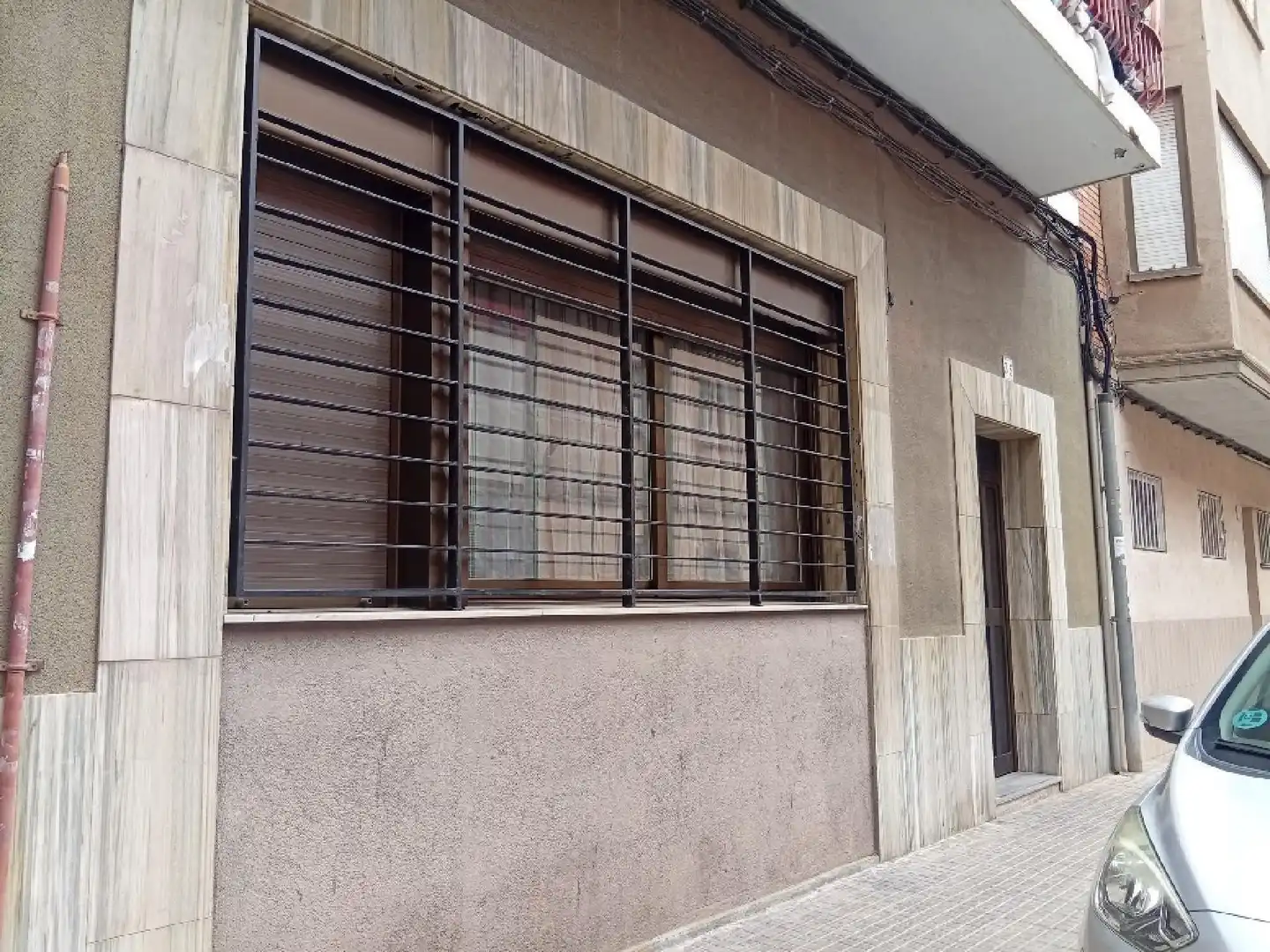 Vista exterior de Pis en venda en La Gavarra