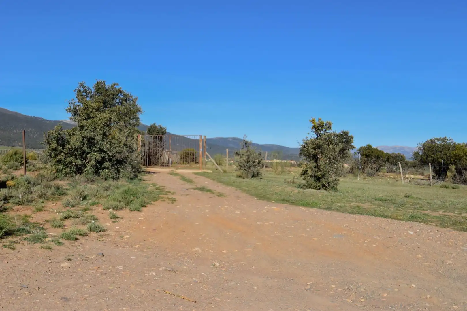Terreno en venta en Paraje de las Perdices, Lugros