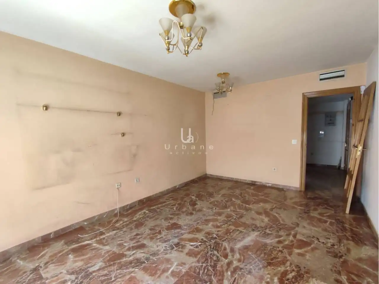 Dormitori de Pis en venda en Murcia amb Traster i Balcó