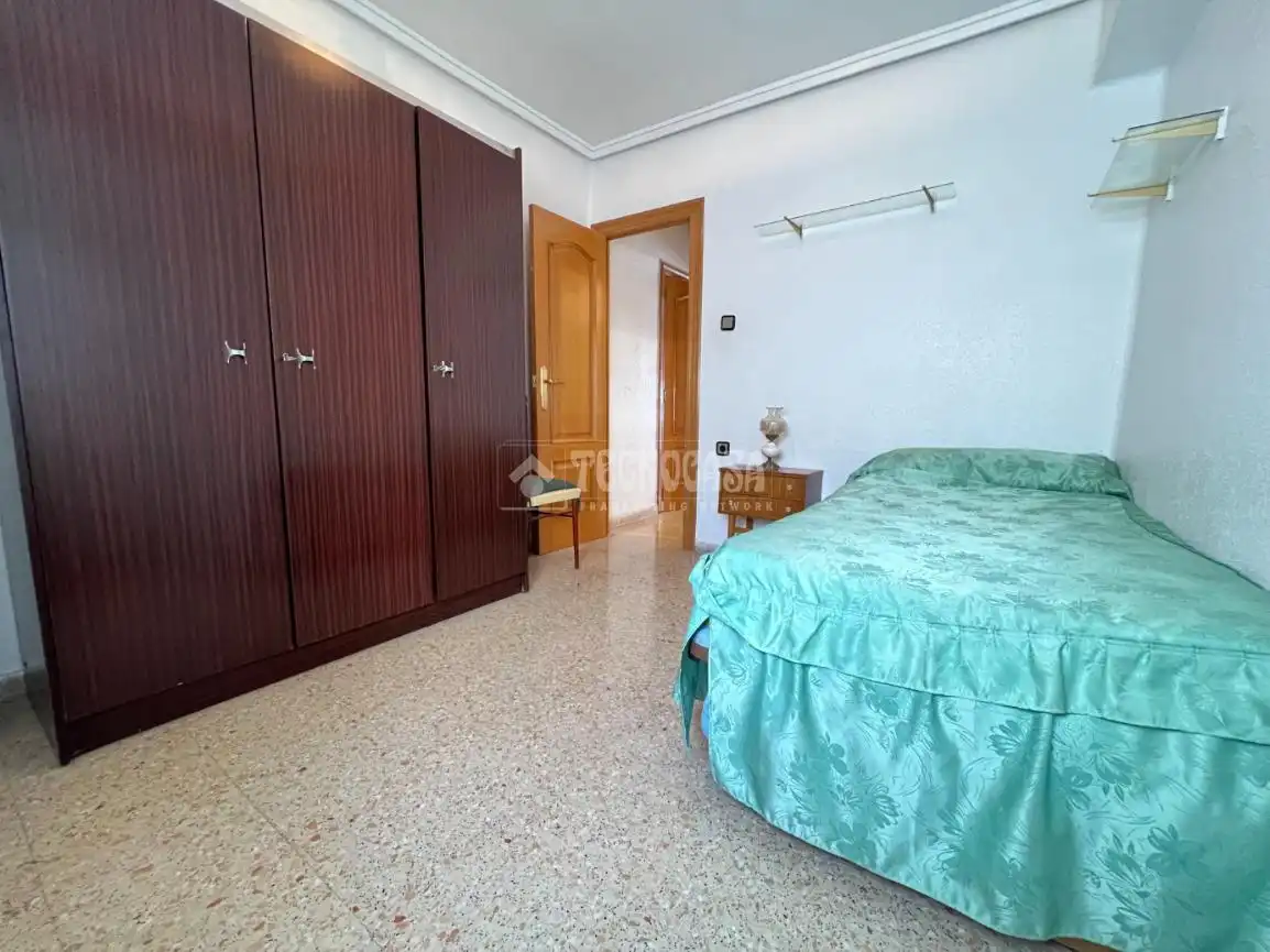 Habitación de Piso en venta en Xirivella con Aire acondicionado y Terraza