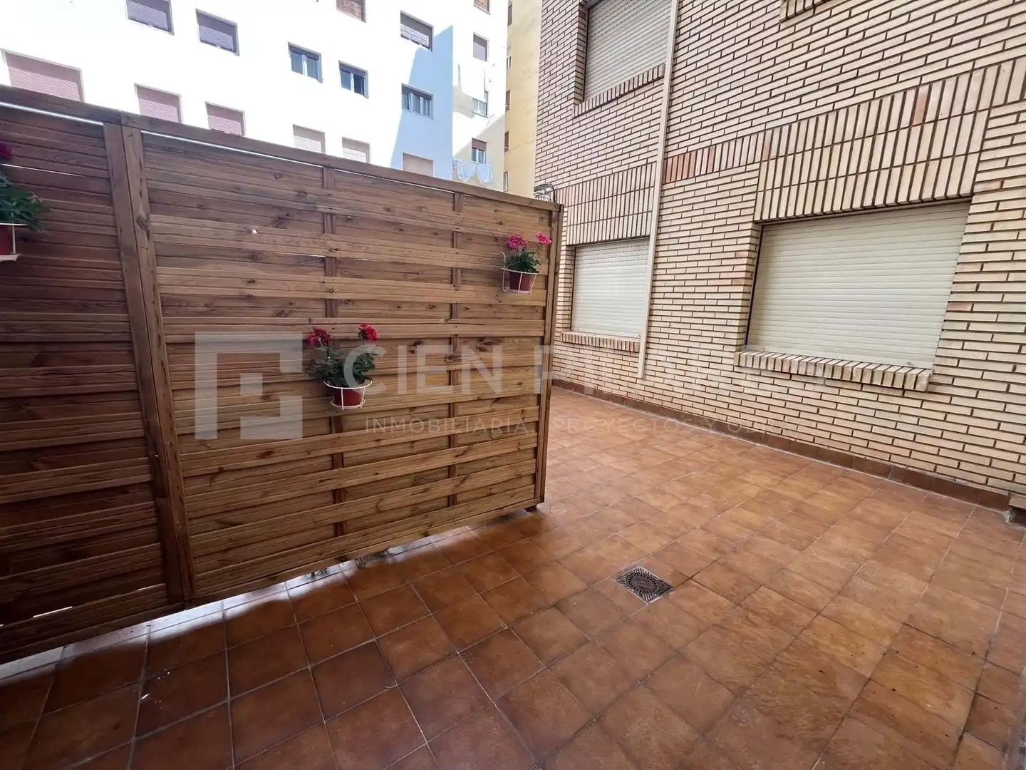 Room in C/ SAN ANTON, Gran Via