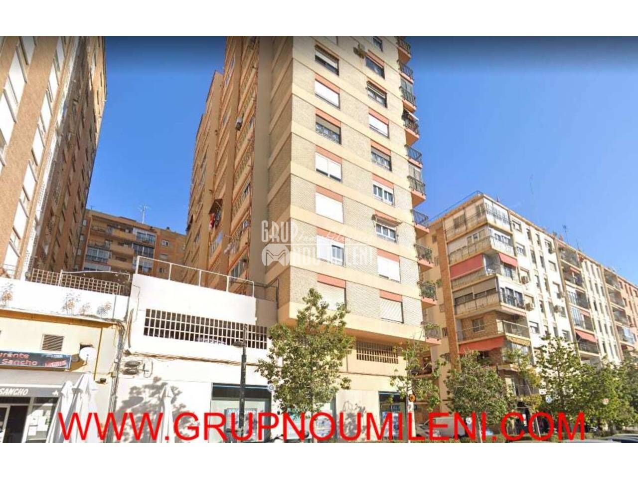 Vista exterior de Local de lloguer en  Valencia Capital