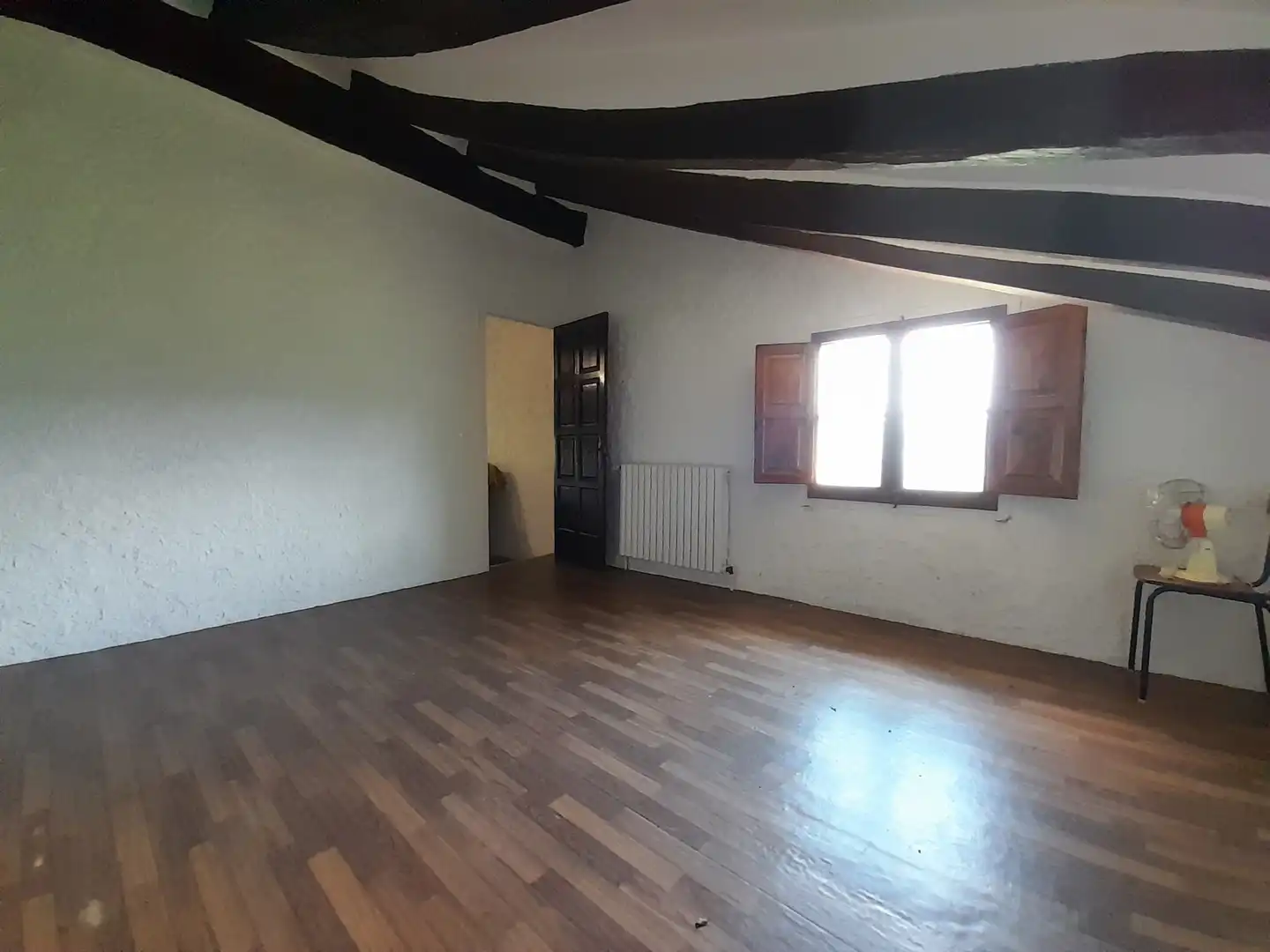 Sala de estar de Finca rústica en venta en La Vall de Bianya con Calefacción, Terraza y Trastero