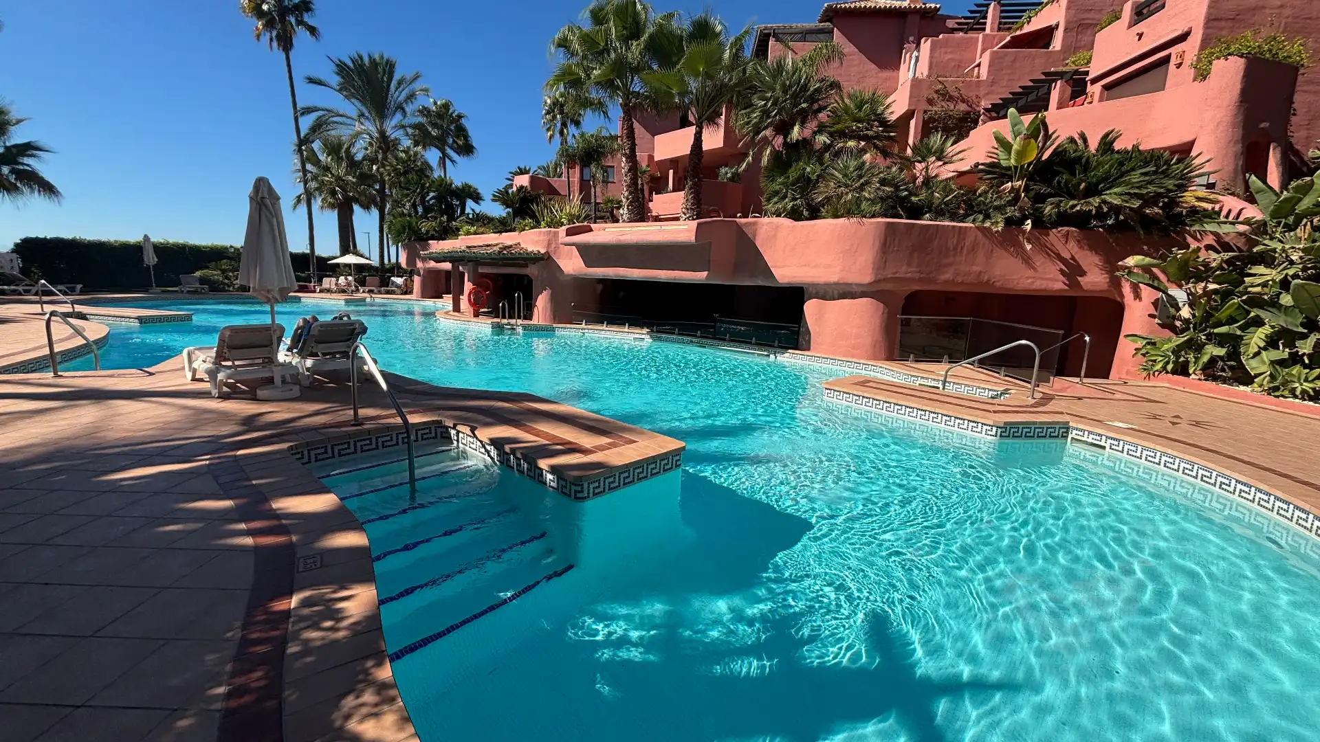 Piso en venta en Urbanizacion Menara Beach, 8, Guadalmansa