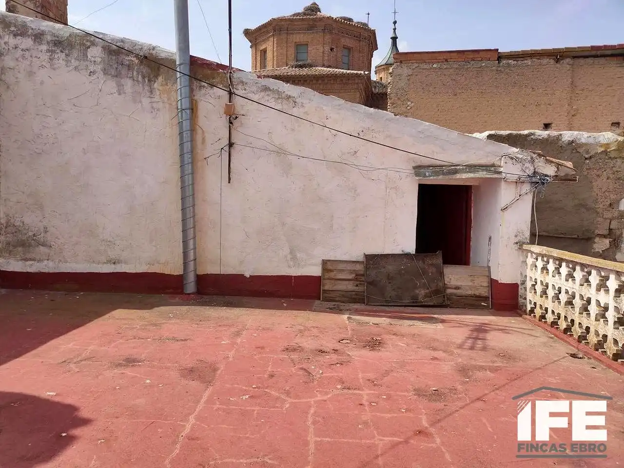 Vista exterior de Casa o xalet en venda en Plasencia de Jalón amb Jardí privat
