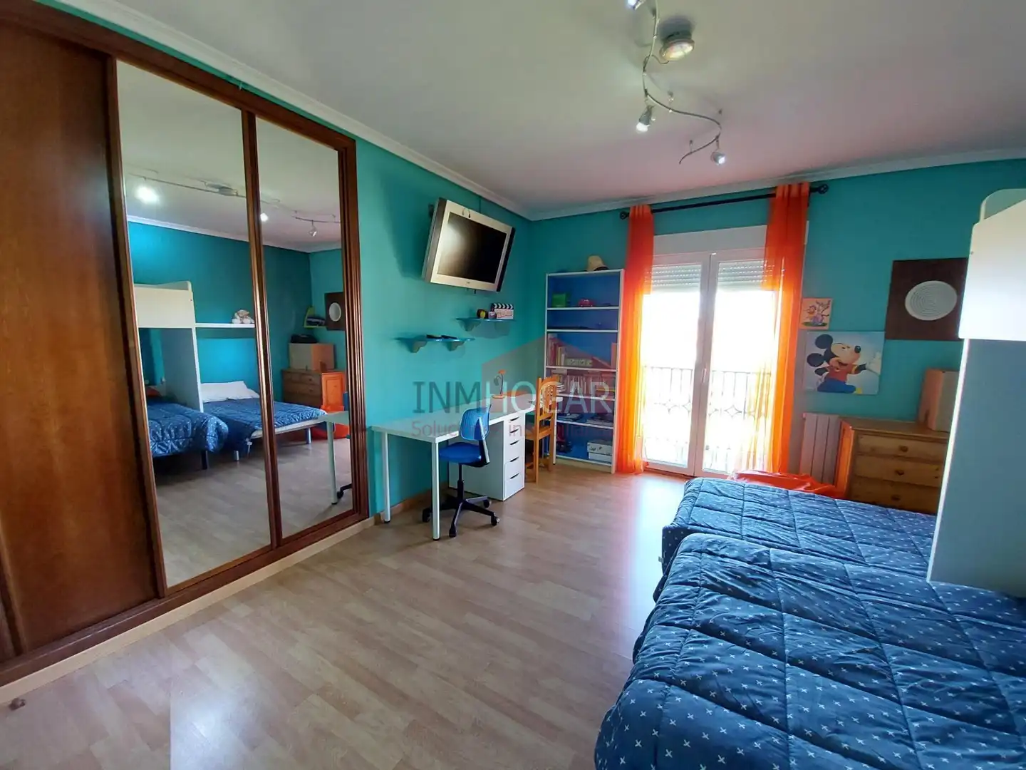 Bedroom of Houses for sale in Sanchidrián  with Private garden, Parquet flooring and Terrace