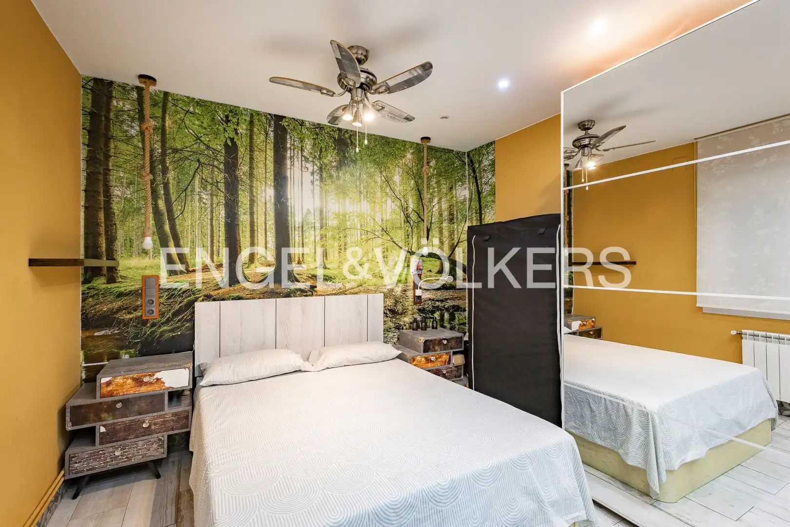 Bedroom of Flat for sale in El Prat de Llobregat  with Air Conditioner and Heating