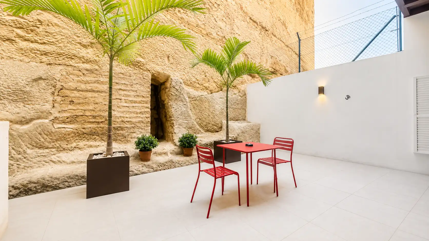 Terrasse von Wohnung zum Verkauf in Alicante / Alacant mit Klimaanlage, Privatgarten und Abstellraum
