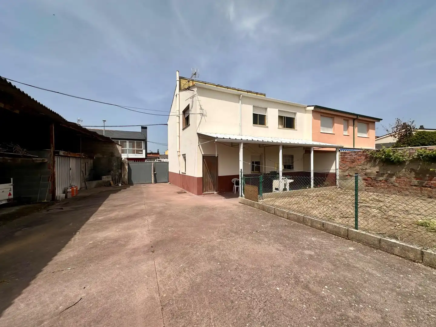 Vista exterior de Residencial en venda en Ponferrada