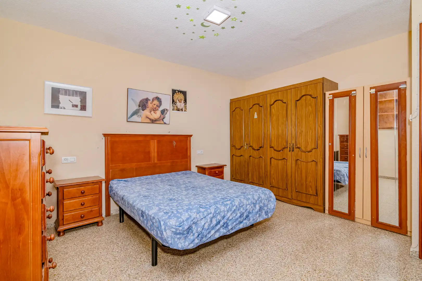 Bedroom of Flat for sale in Granada  with Terrace, Storage room and Balcony