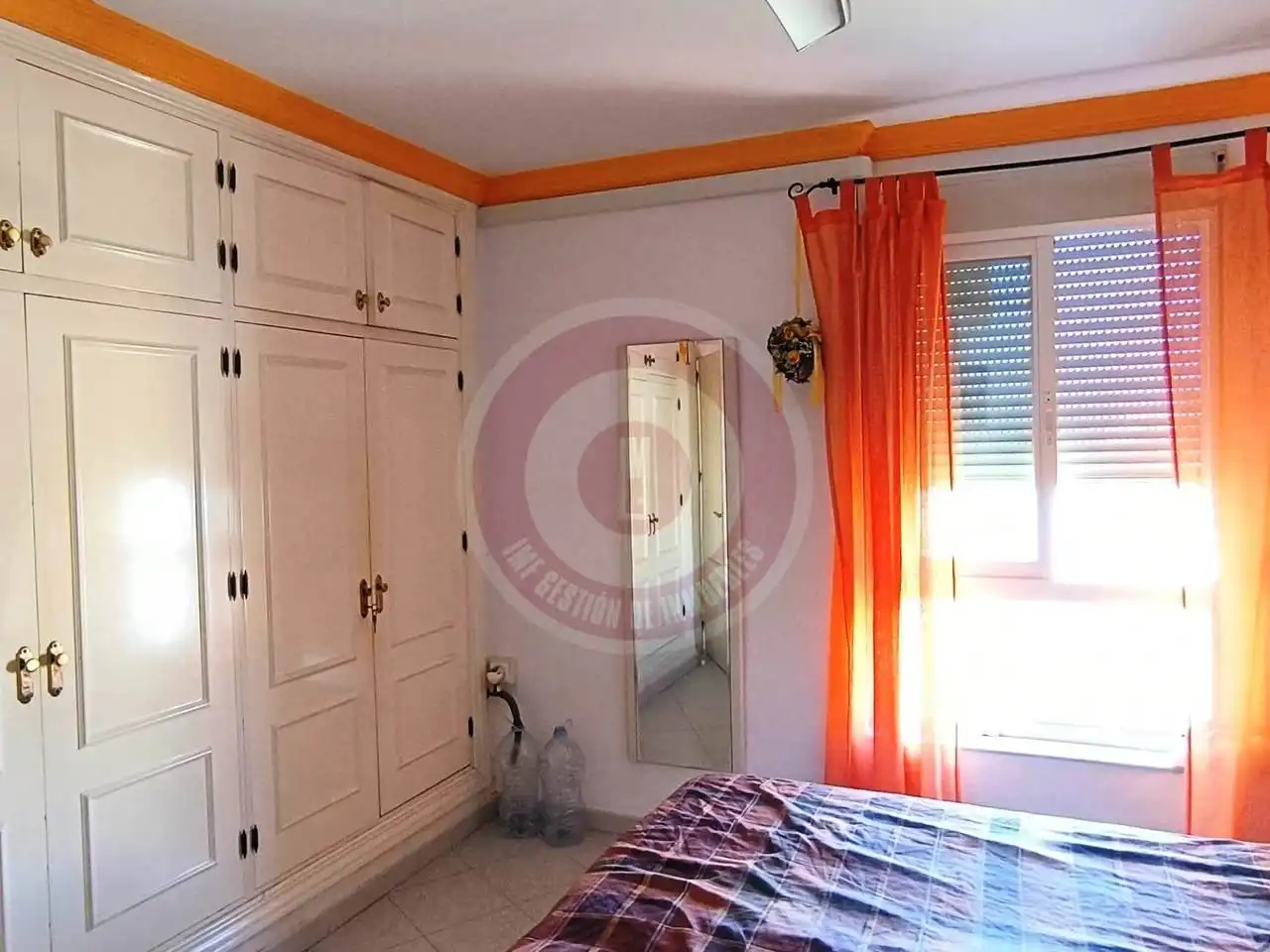 Dormitori de Apartament en venda en Algarrobo amb Terrassa, Traster i Moblat